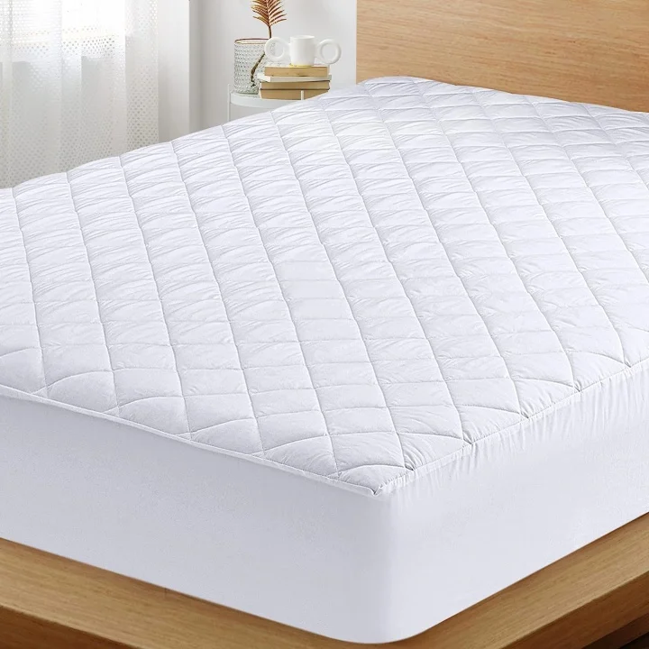 hypoallergenic waterproof mattress protector with deep pocket soft quilted mattress cover protector