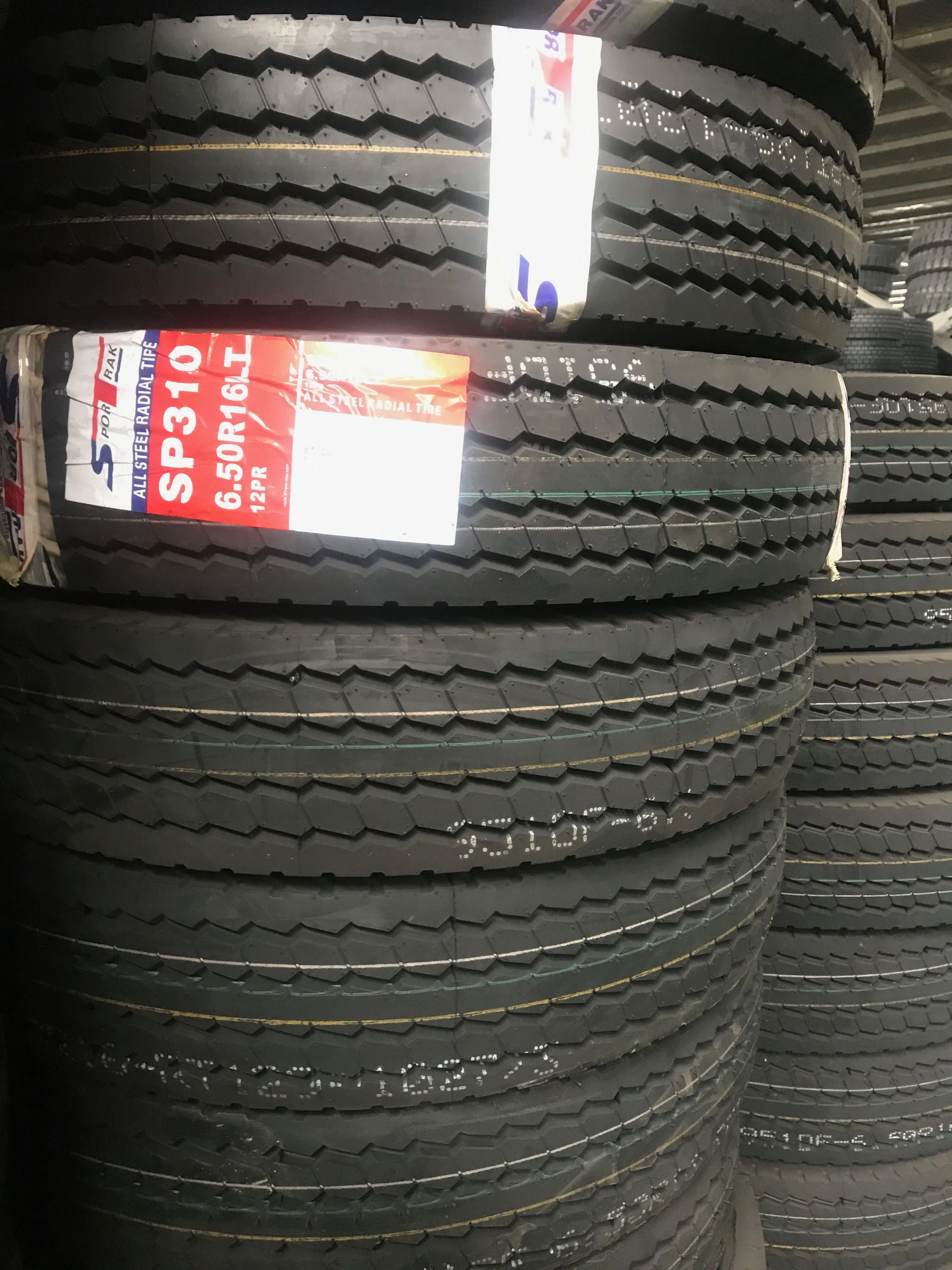 SPORTRAK Wholesale Truck Tyre 700r16 Heavy Duty Truck Tire For Sale