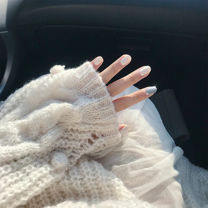 Womens Oversized Chunky Sweaters Casual Loose Knitting Baggy Slouchy Cable Crewneck Sweater with Pompoms