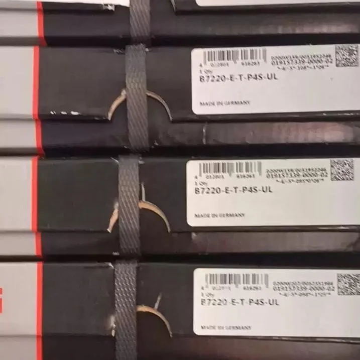 Super Precision Spindle Bearing B7220-E-T-P4S-UL