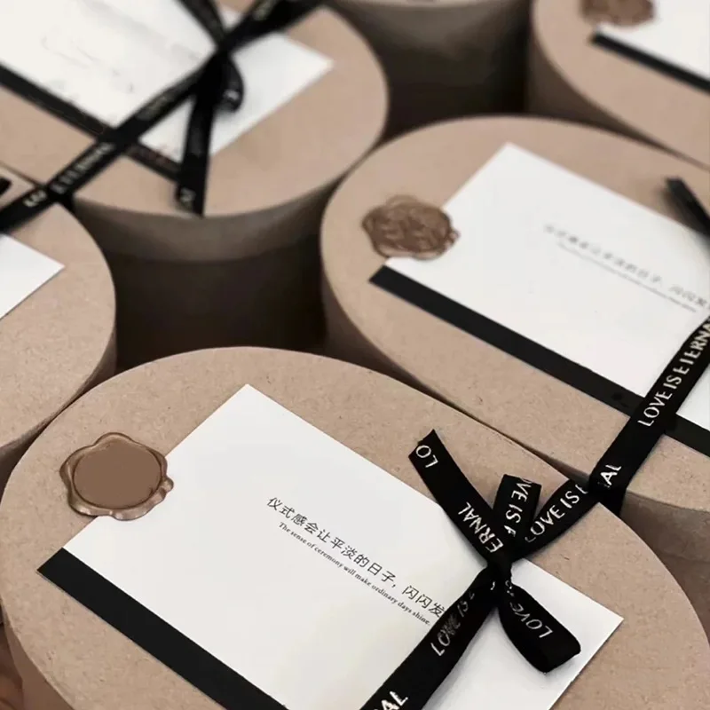 Custom kraft paper baby gift box Oval Kraft Paper Boxes Cosmetics Jewelry Gifts Cookies dessert box