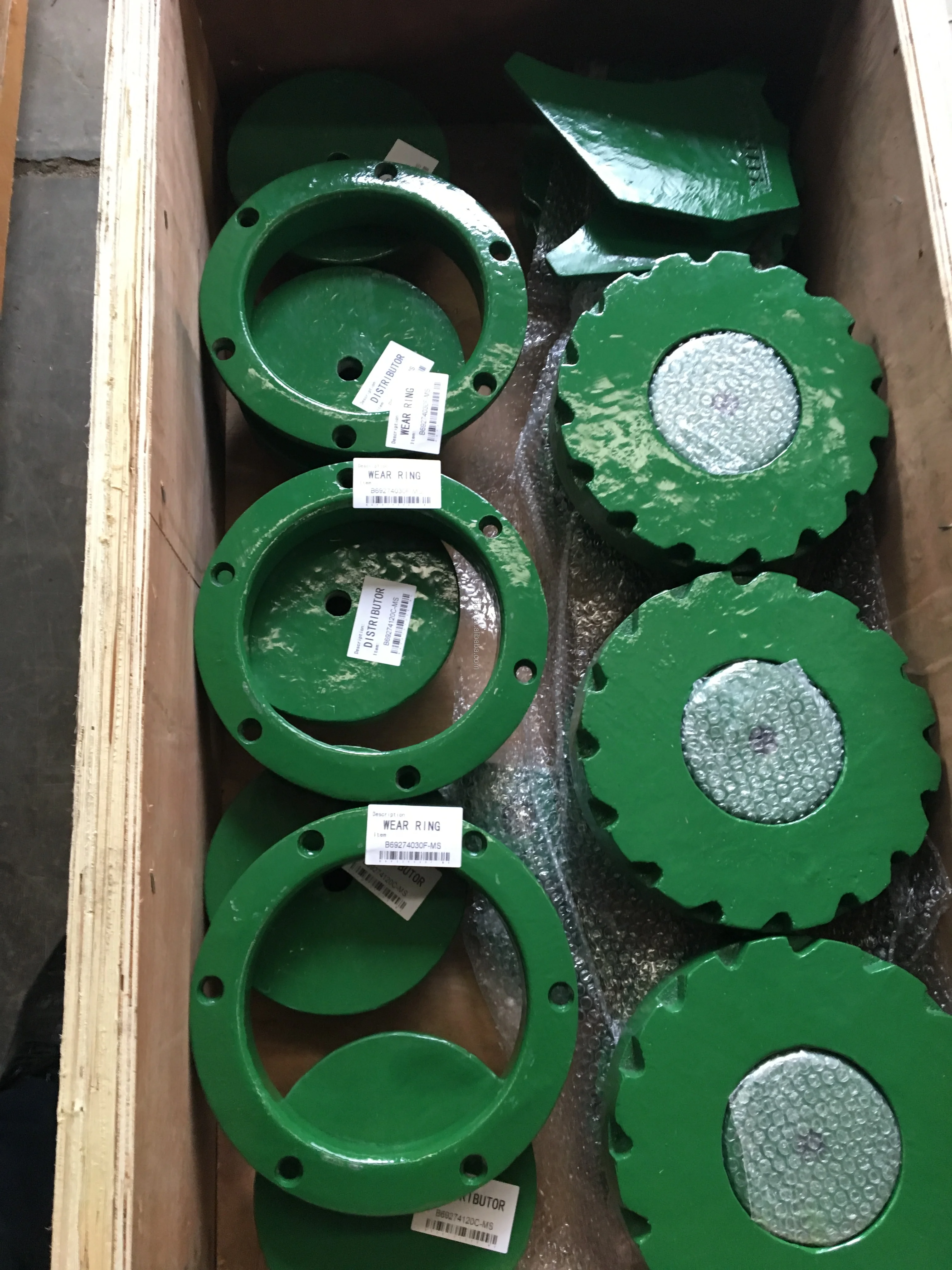 high-durability distributor plate apply to barmac vsi stone crusher B7150 spare wear parts in in Crushing Applications