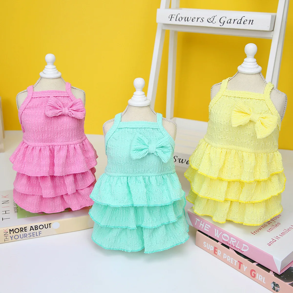 Cute Cotton Pet Clothing Spring Summer Puppy Dog Tutu Skirts Pet Party Dress Princess Frocks Lace Flower Girl Dog Clothes