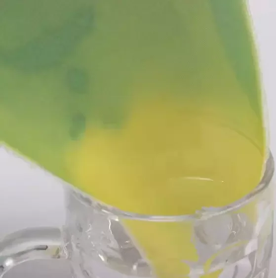 Latest Provide wet water change color custom hydrochromic print peach skin fabric for swimwear raincoat umbrella