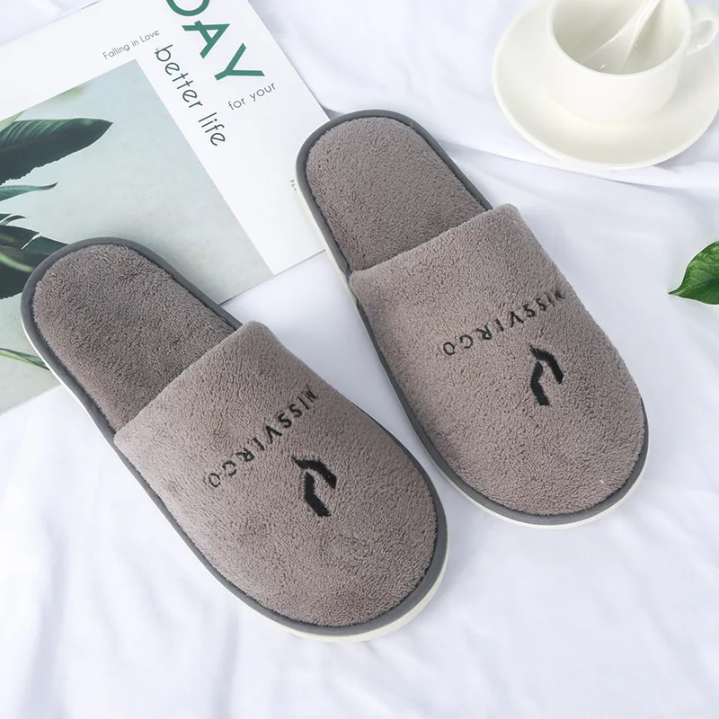 Wholesale Velour Hotel Waffle  Custom Bathroom Slippers With Logo Disposable Soft Slipper For Hotel And Spa