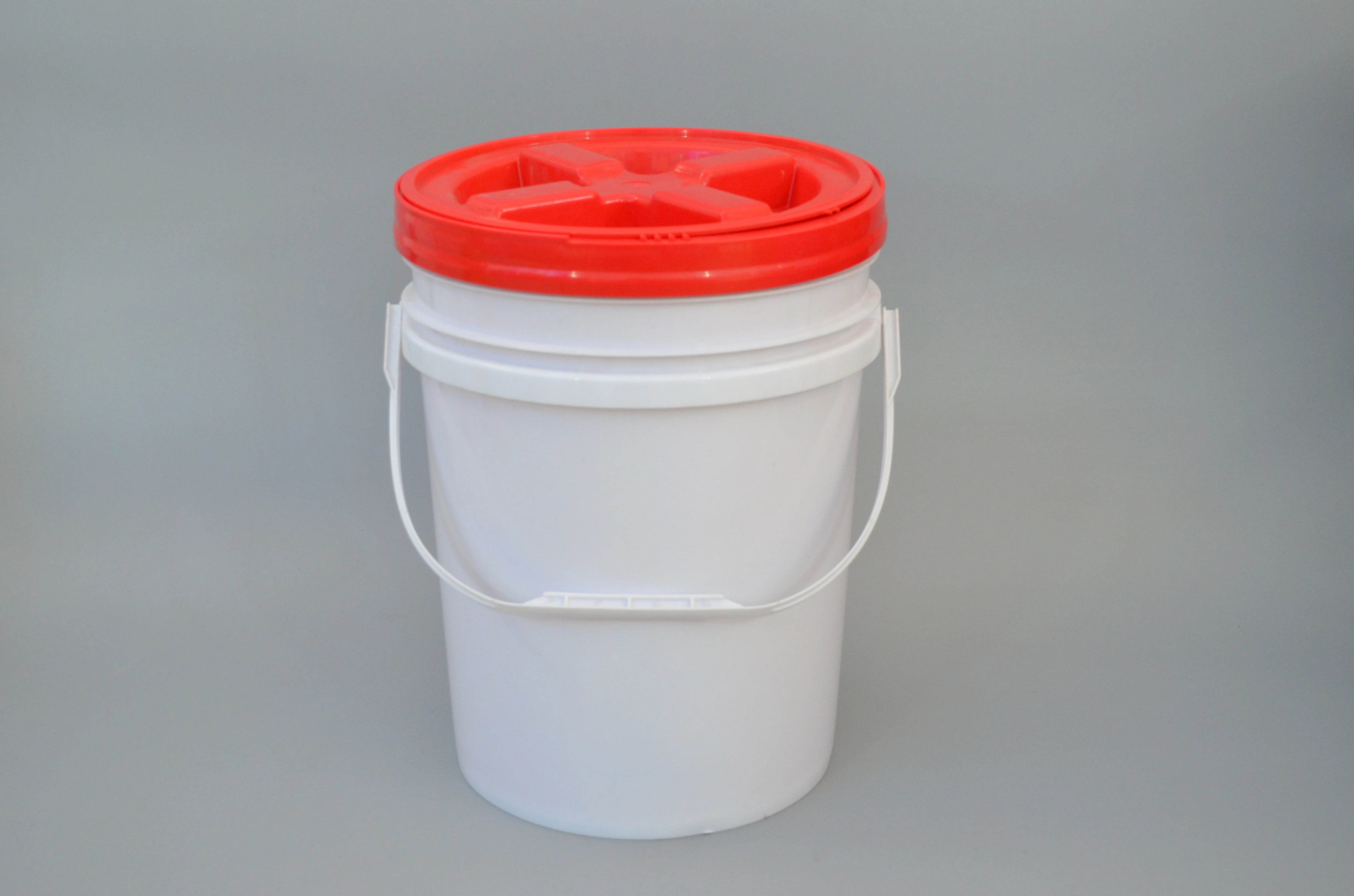 Factory wholesale 20L food grade car wash bucket paint coating storage round plastic bucket