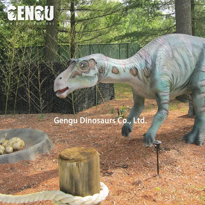 Life size dinosaurios scale models