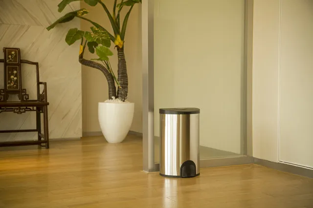 toe tap automatic waste bin Indoor outdoor smart trash can  Better homes and gardens waste bin