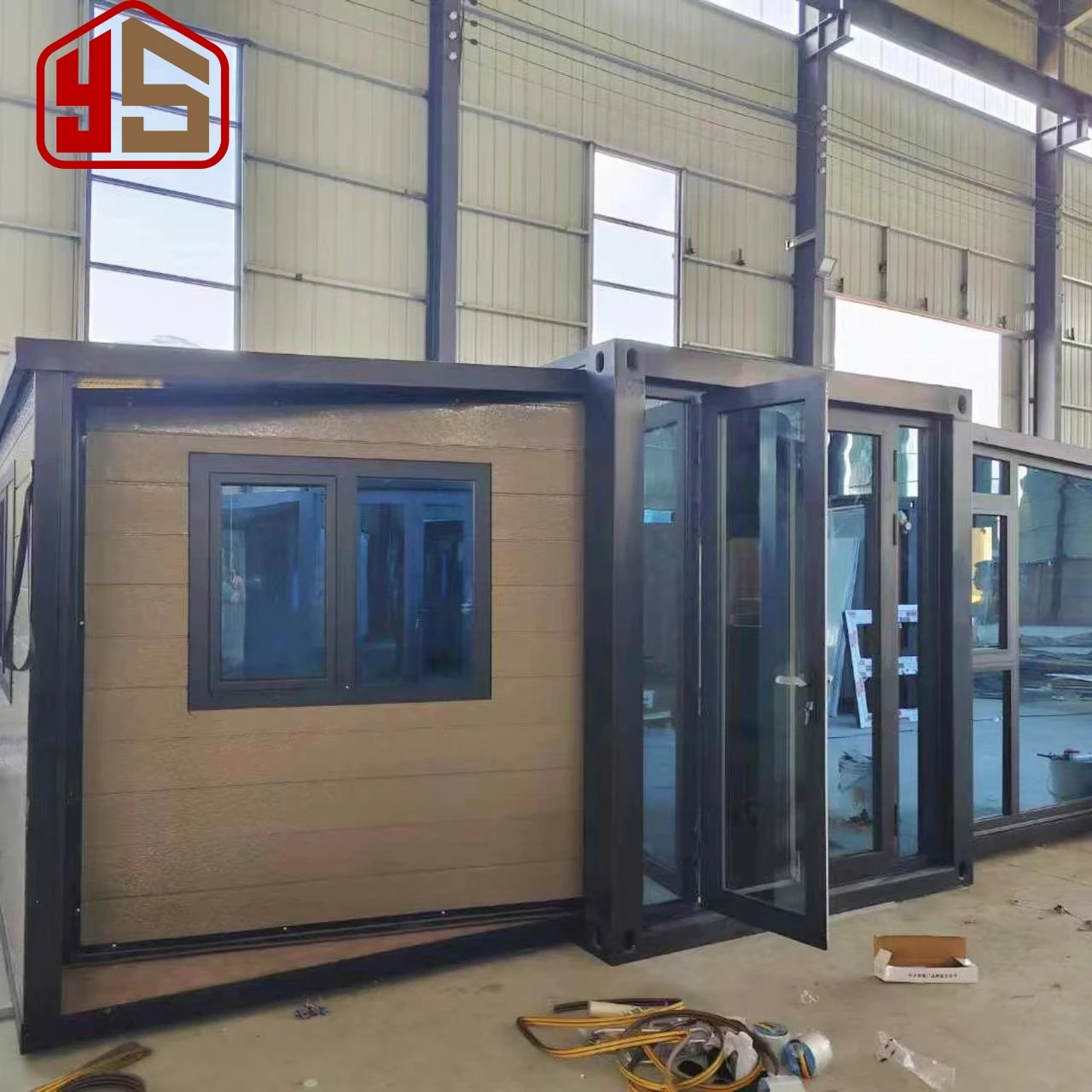 Waterproof Container House 40 Ft Expandable 40Ft Mobile Home Caravan Portable Houses 2 Bedrooms 4 Bedroom Container Home