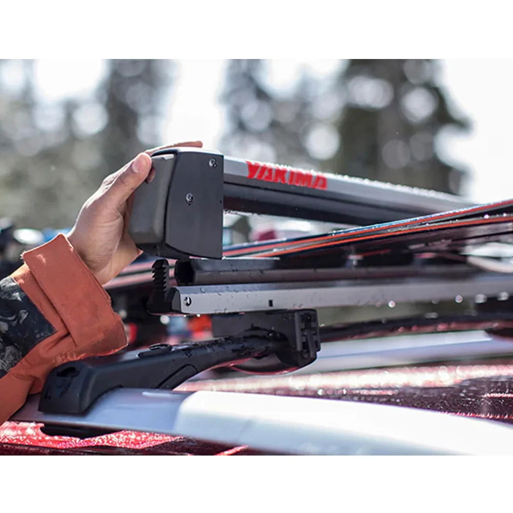 Freshtrack ski & snowboard mount fits most roof racks