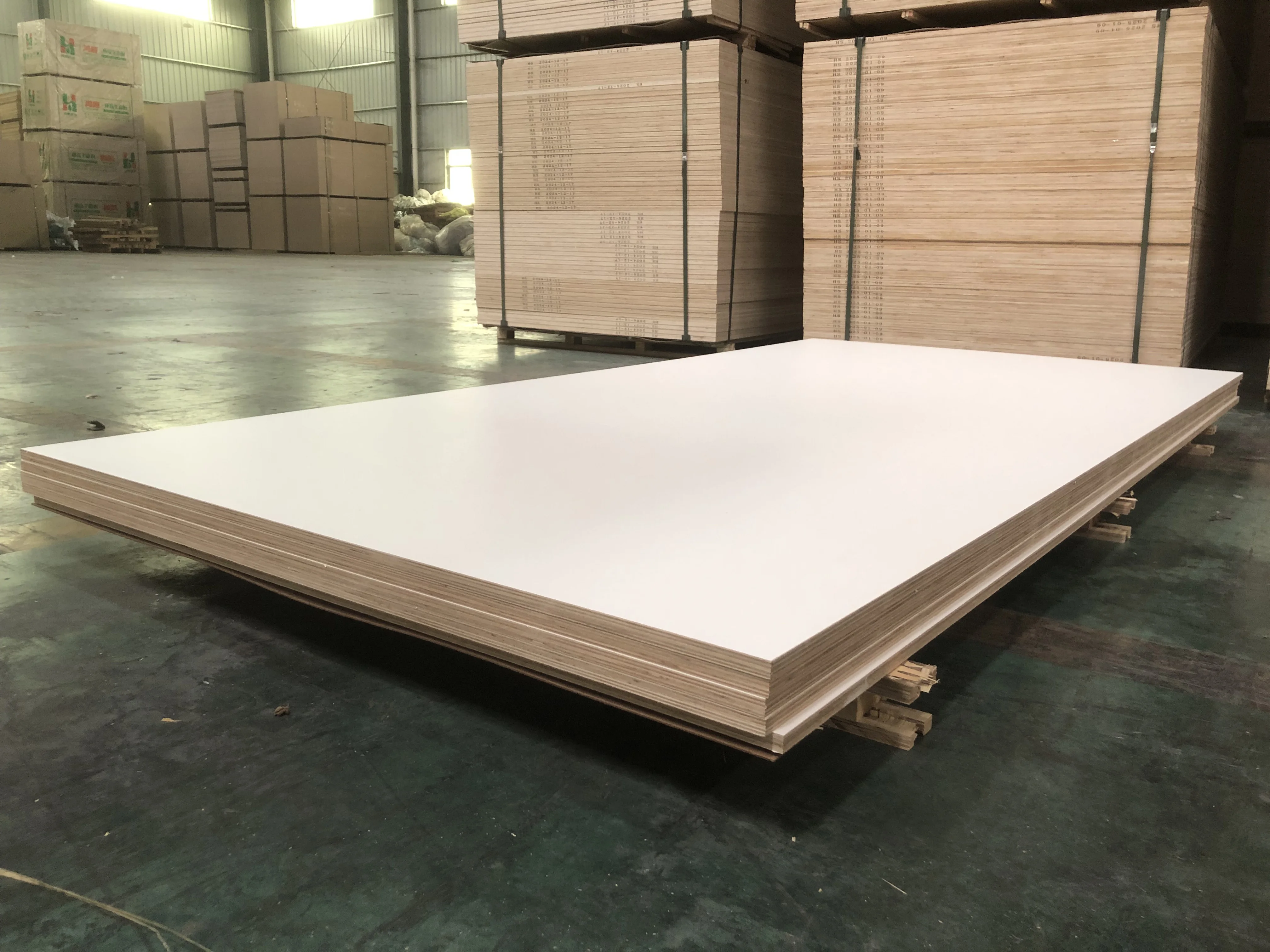 4*8ft Eco - friendly Melamine Board: Wear - resistant, Colorful, Widely Used in Furniture Making