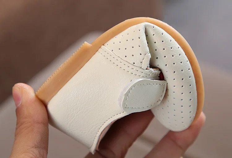 Hao Baby Spring Autumn New Floret Pearl Soft Bottom Non-slip Leather Baby Walker Shoes