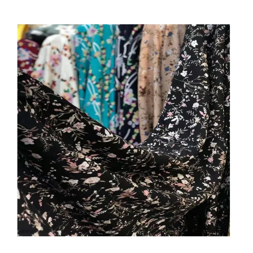 Cheap price floral patterns 45*45s rayon print fabric viscose challis normal print fabric woven plain fabric for women garments