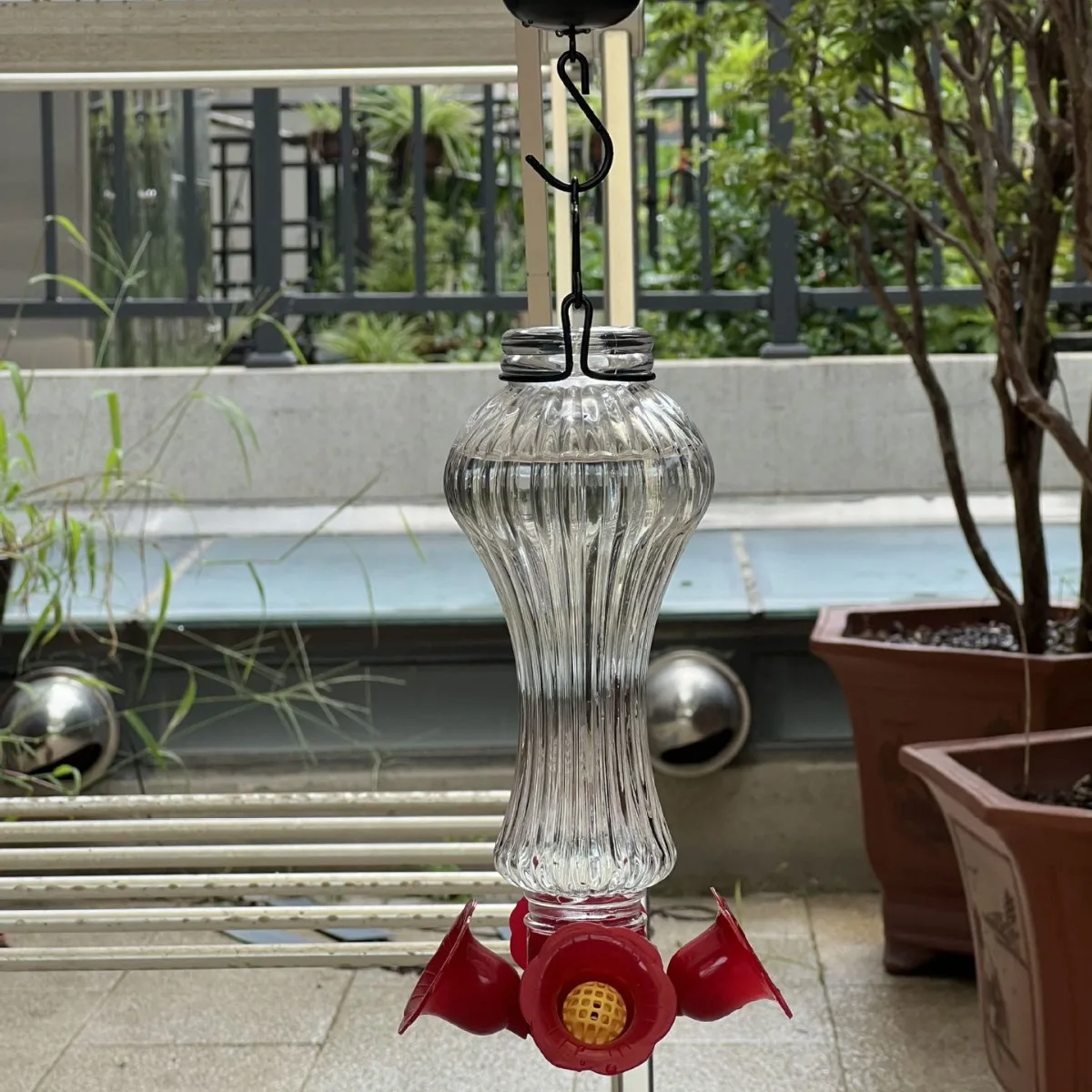 OEM/ODM Purple Glass Hummingbird Feeder for Outdoors Wild Bird Feeder with 6 Feeding Ports Hanging for Garden Yard