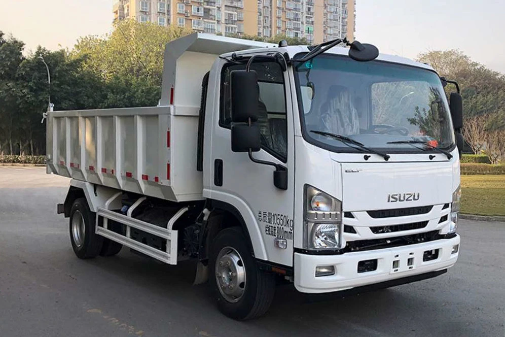 Isuzu 190 HP 4X2 Diesel Fuel Dump Truck Rear Camera Left Steering Euro 6 30t Capacity Famous Chinese Brand New Used Sale