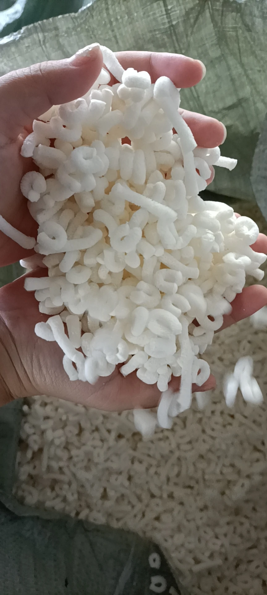 stuffing material 100% natural latex shredded waste latex rubber
