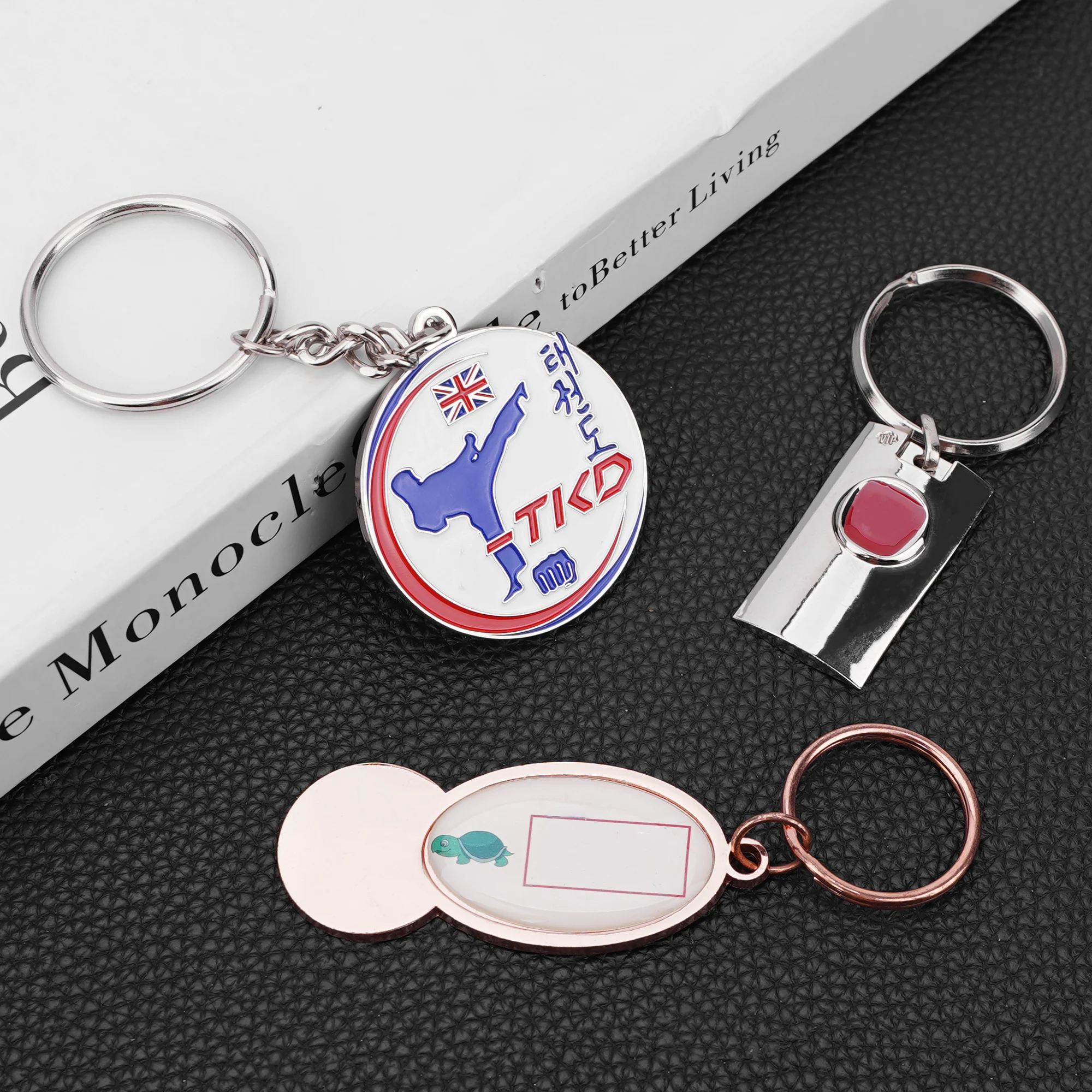 Custom Logo Charms Metal Car Key Chain Accessories Multifunction Souvenirs Alloy Keychain For Cars Hard Enamel Metal Keychains