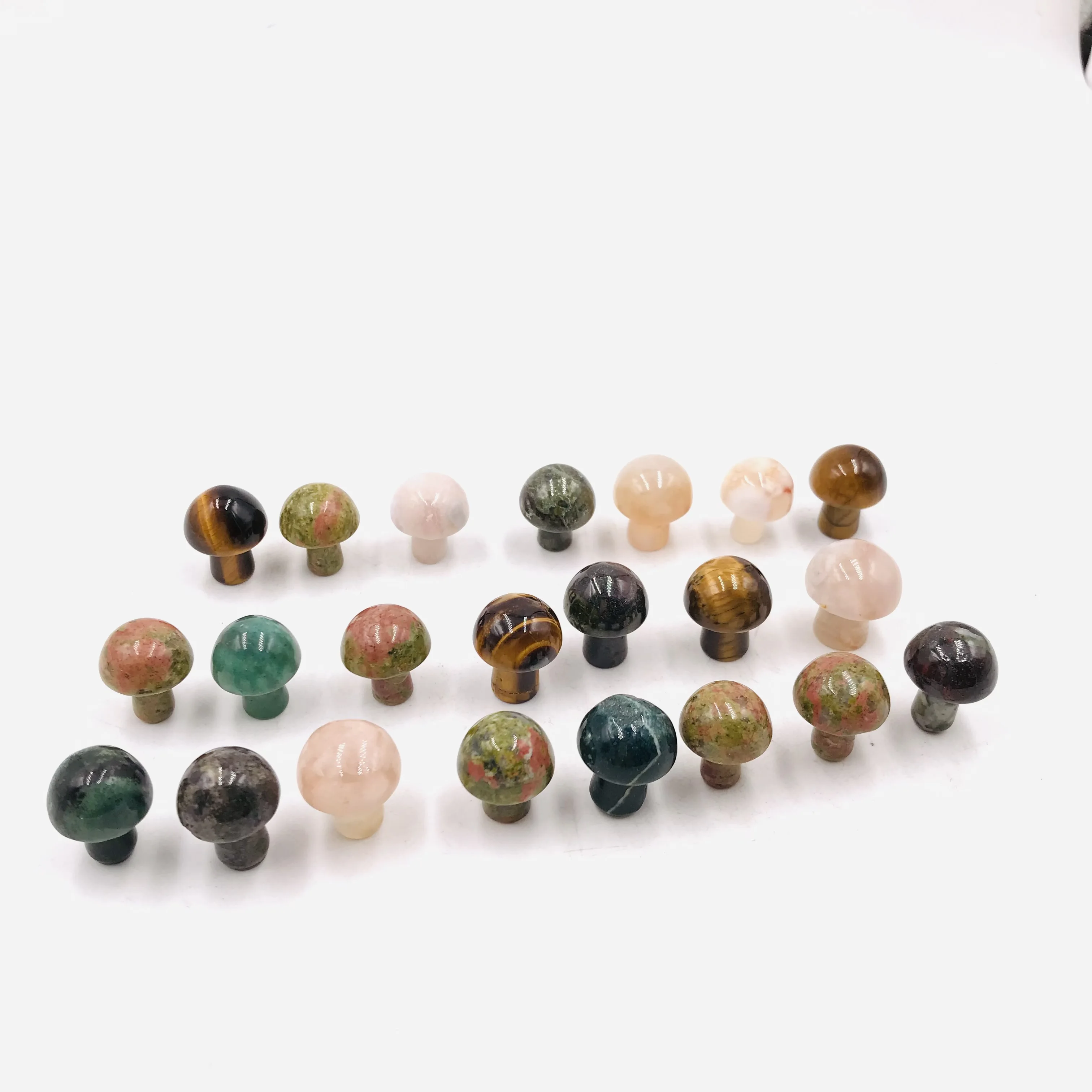 Wholesale High-quality Natural Healing Stones Polished all kinds Crystal Mini Mushroom for decoration