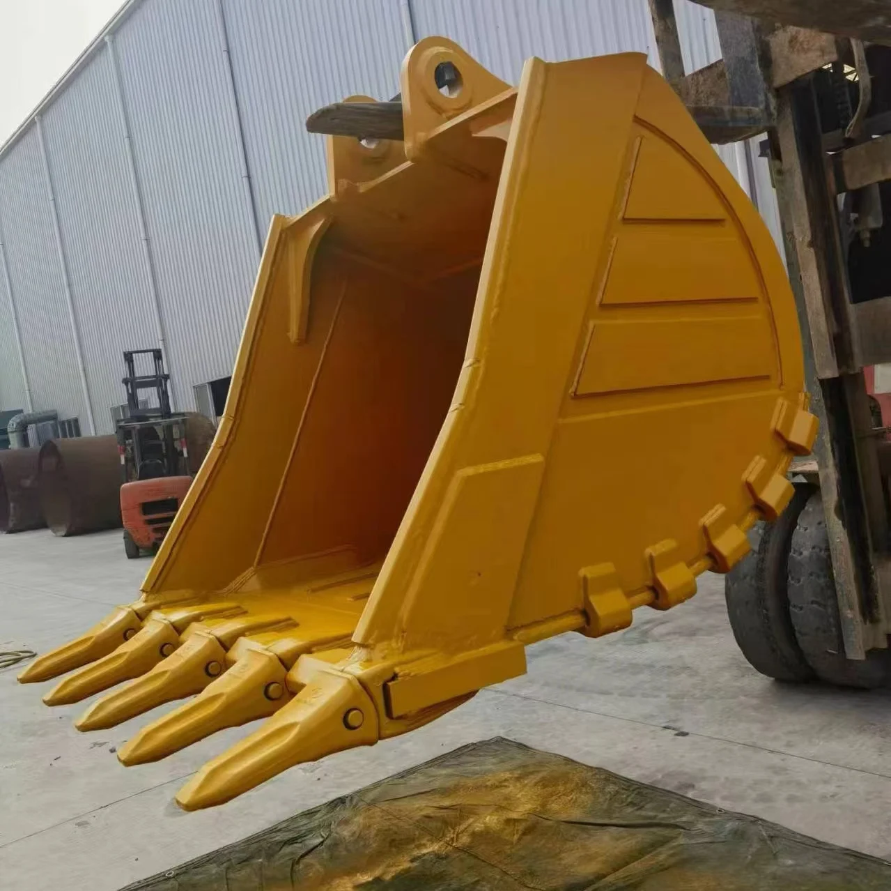 Xin Fenghua high quality and the best price cleaning bucket excavator mud bucket on mud bucket