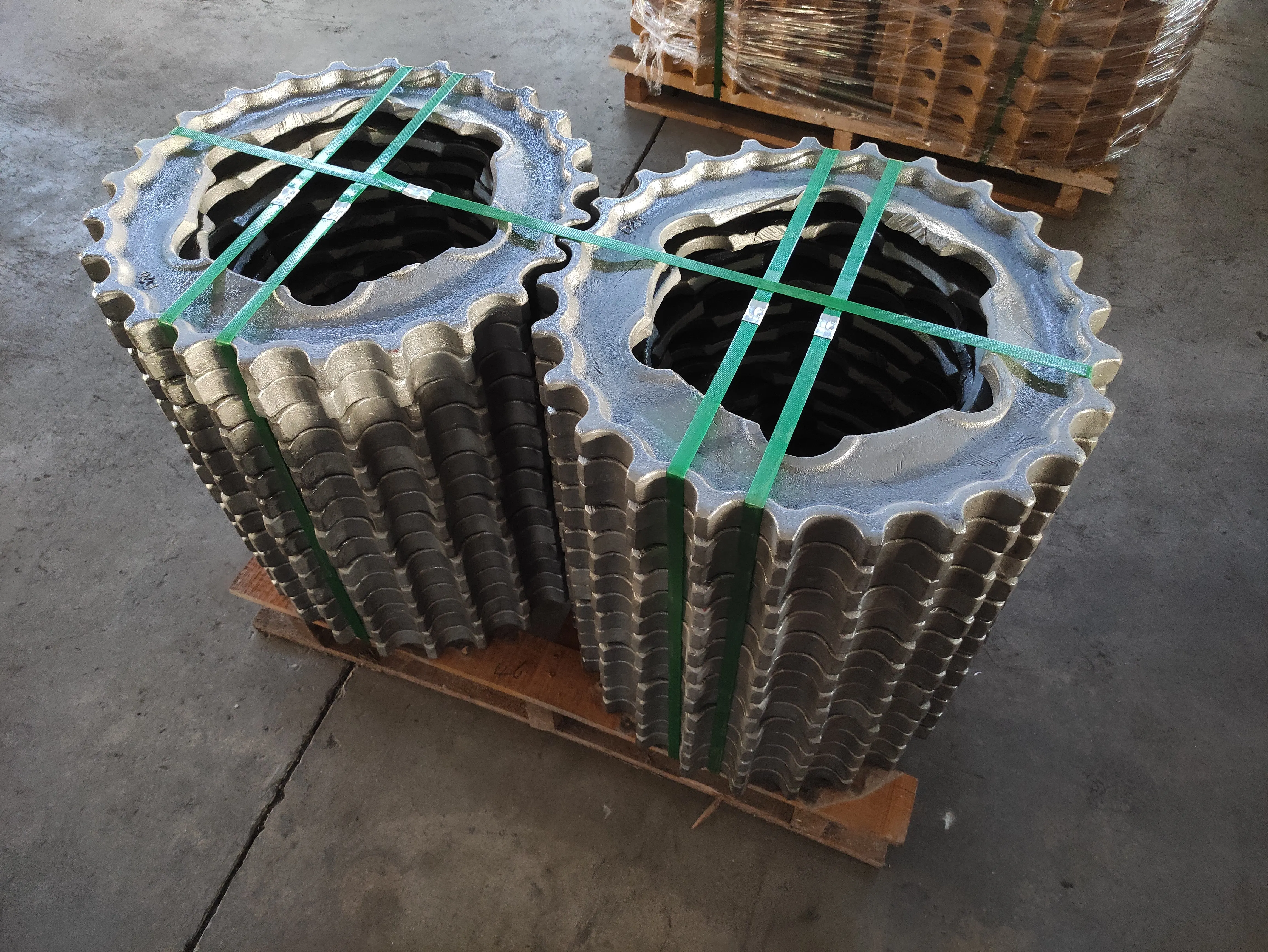 Hot Sale High Quality Factory Supply Sprocket SK260 Excavator Drive Sprocket for Construction Undercarriage Components