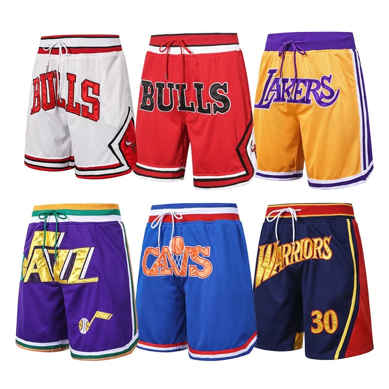 
2021 Custom Logo Fashion Embroidered Polyester Fully High Quality Vintage Mens Retro Mesh Basketball Shorts With Zipper Pockets 