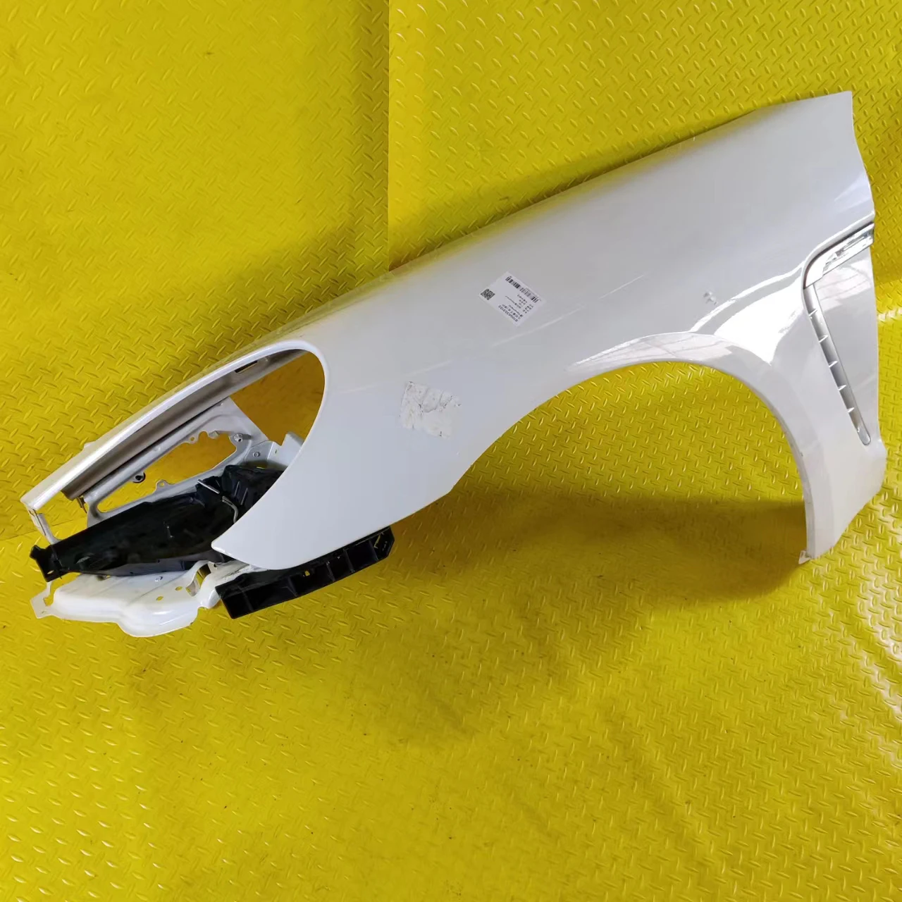 OEM 97050303102 for Porsche Paramela 970 Genuine Left Front Fender Car Parts