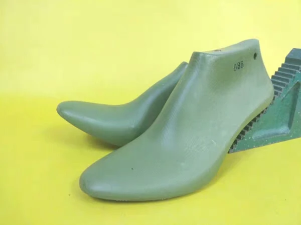 woman 6cm heel round toe plastic shoe lasts