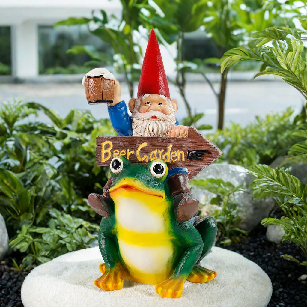 Resin crafts frog dwarf raises a glass of welcome sign statue outdoor decor pet memorial Sculpture