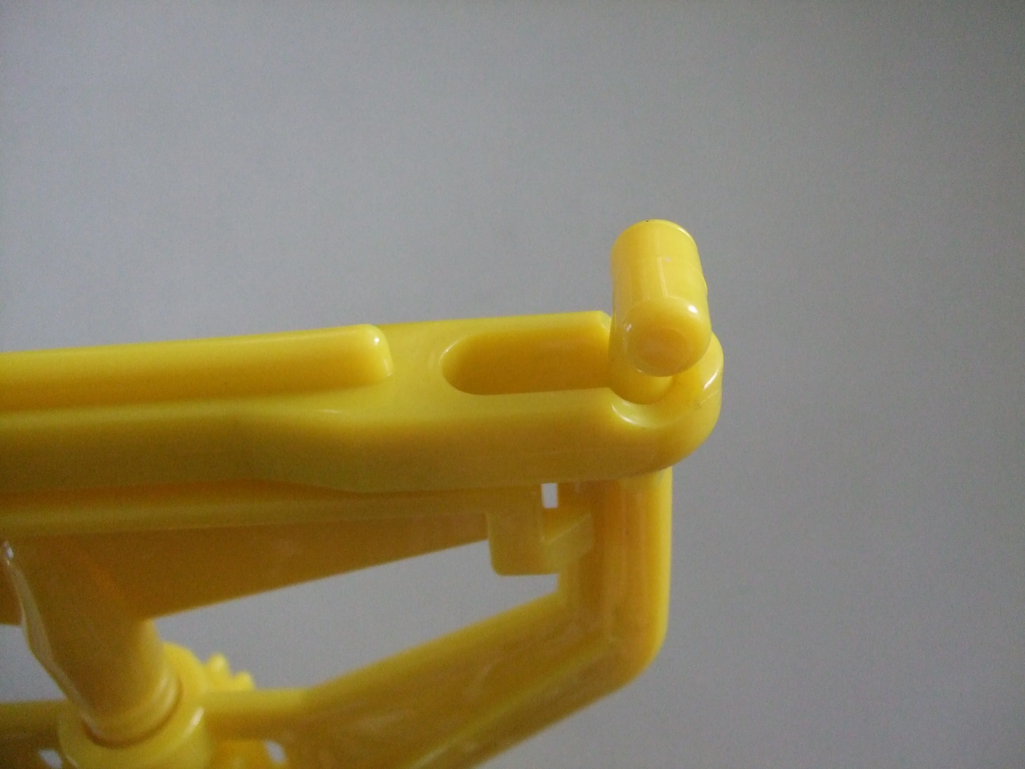 
household plastic mop clamp accessories 605F from manufacturer 