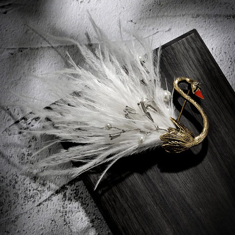 Vintage Elegant Personalized Swan Black Feather Brooches Pin Pearl Real Feather Brooch For Women