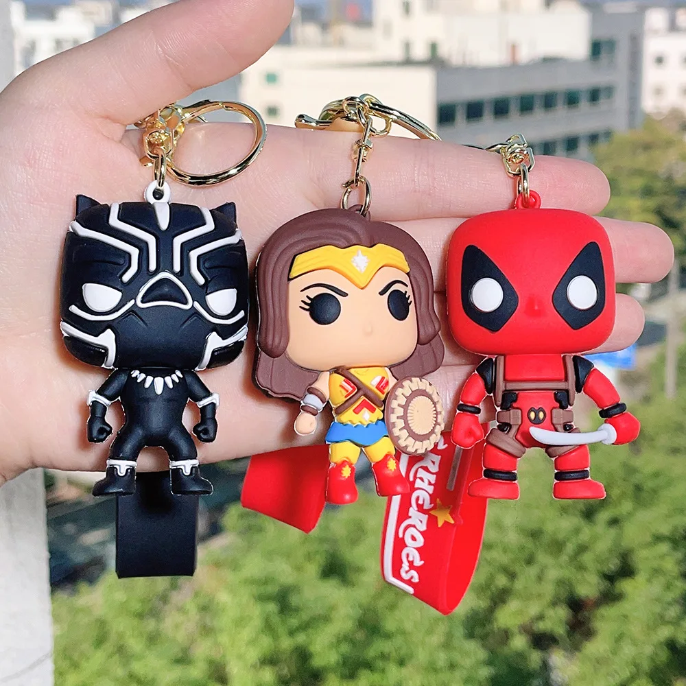 ZY2408C 58 Style Cartoon Marvel Avengers 3D Role keychains Spider-Man Captain Lron Man Superhero Movie Doll keychain