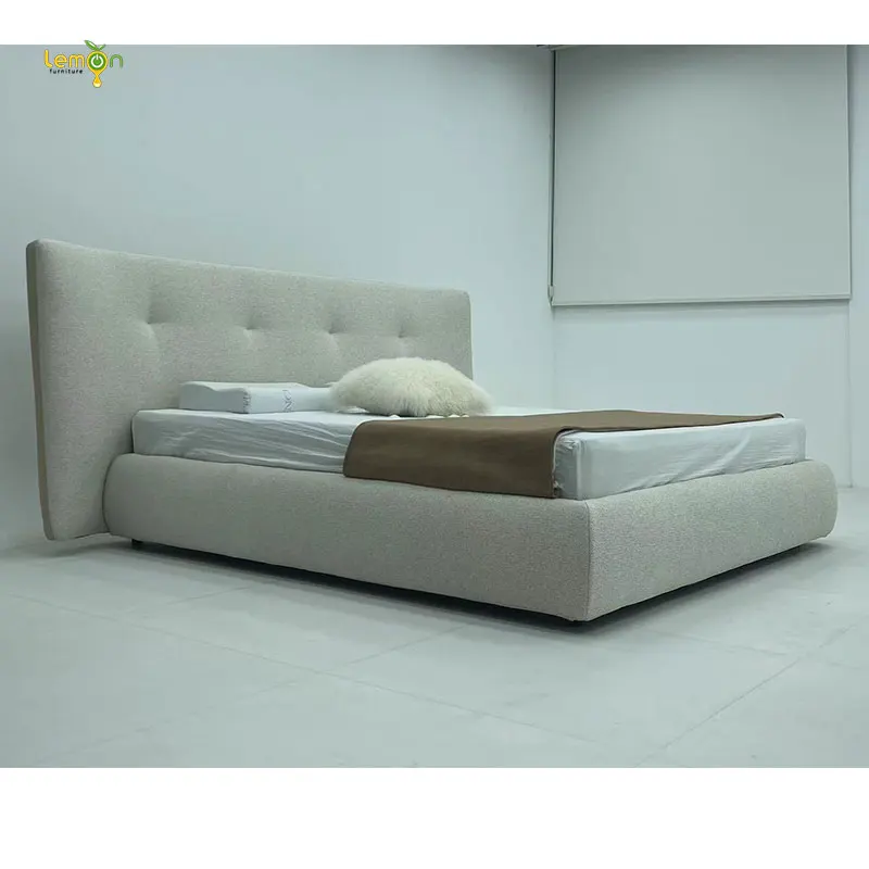 Light luxury internet celebrity custom bed simple modern villa bed Italian designer master bedroom double bed