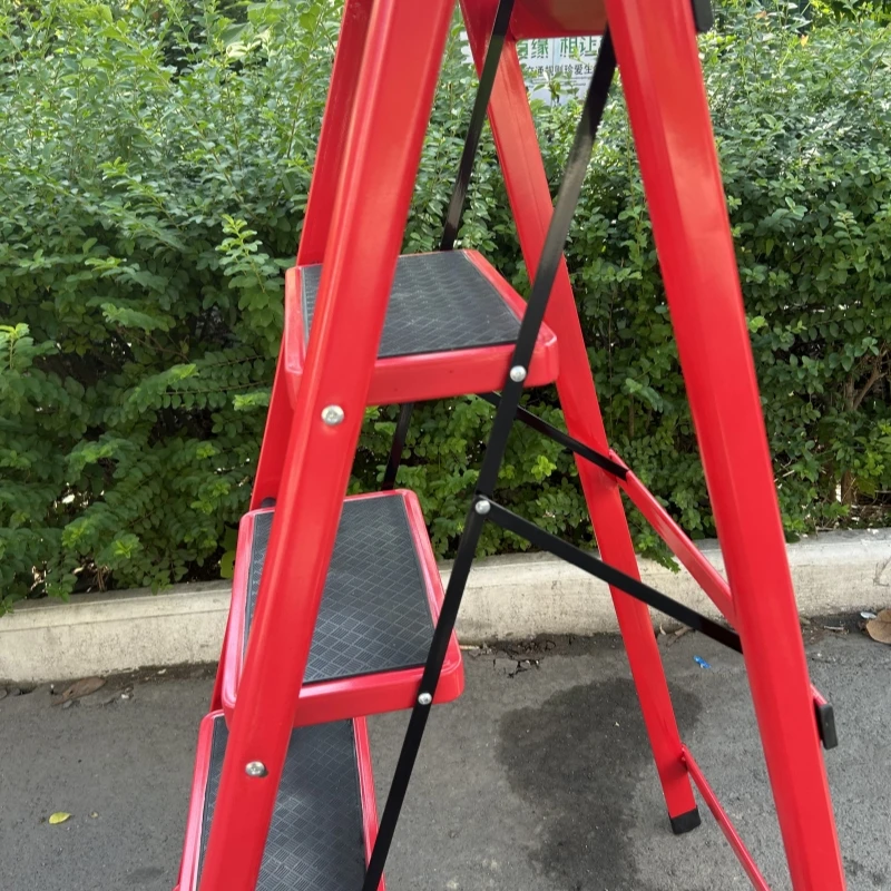 Mexico Steel Foldable Steps Ladder Stool Portable Household Metal  Step Ladder supplier