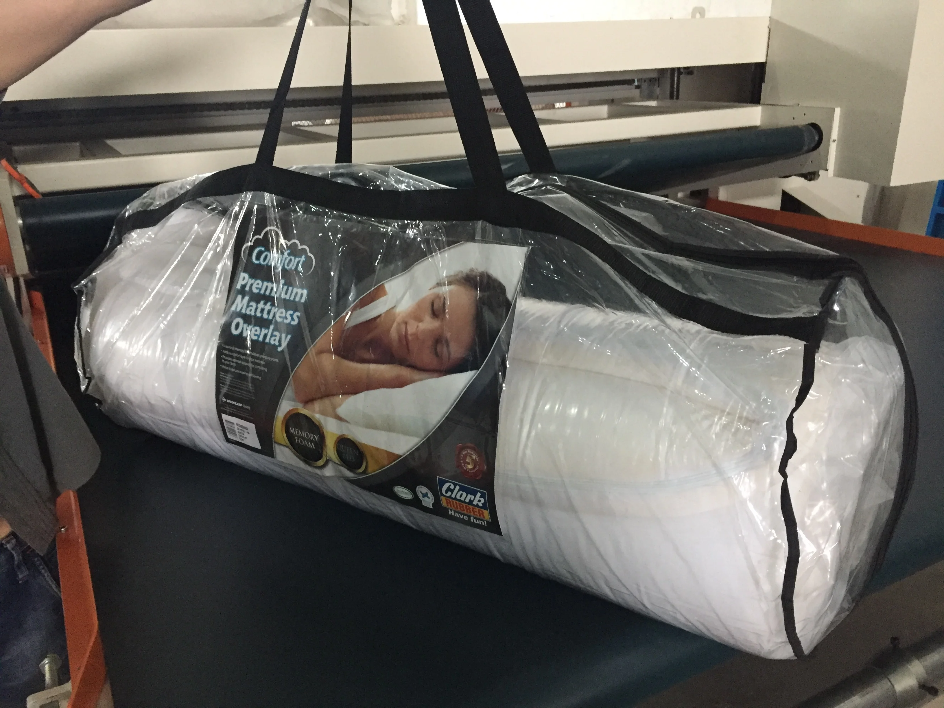 Auto mattress roll packing machine