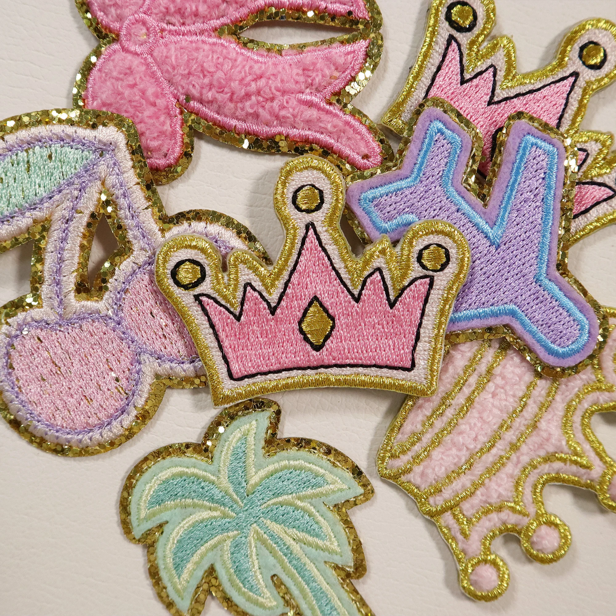 Factory Direct Selling Crowns Embroidery Patches Custom Embroidery Glitter Letter Iron On Chenille Patch/