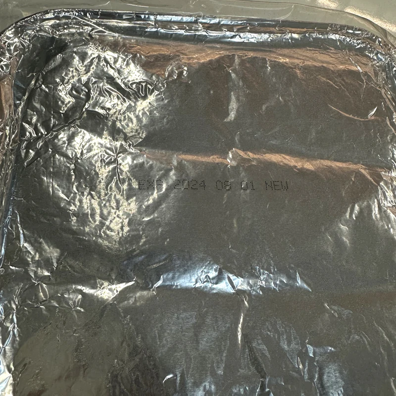 OEM ODM Qatar Cotton Disposable Airlines Hot Refreshing Mini Towels Sachet Hand Wipes in Aluminium Tray Manufacturer