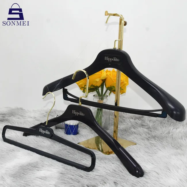 plastic hangers