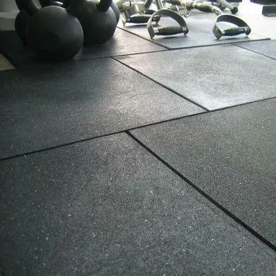 Factory Direct EPDM Rubber Floor Mat Indoor Gym Cushioning Mat Soundproof Sports Mat Safety Environmental Artificial Grass