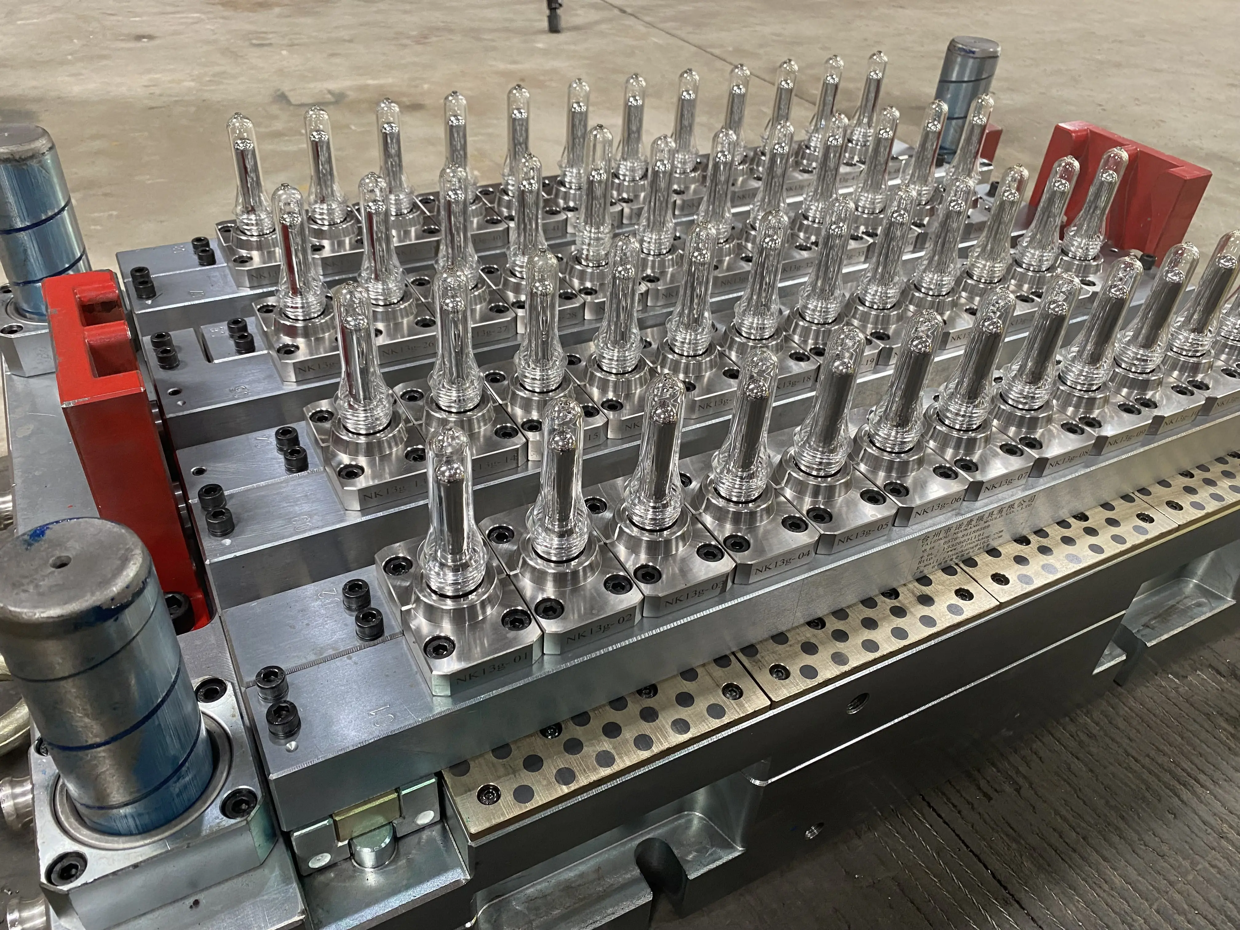 Customizable PET Water Bottle Mold,Wide-Mouthed Preform Mould JAR Bottle Mold Manufacturer in China