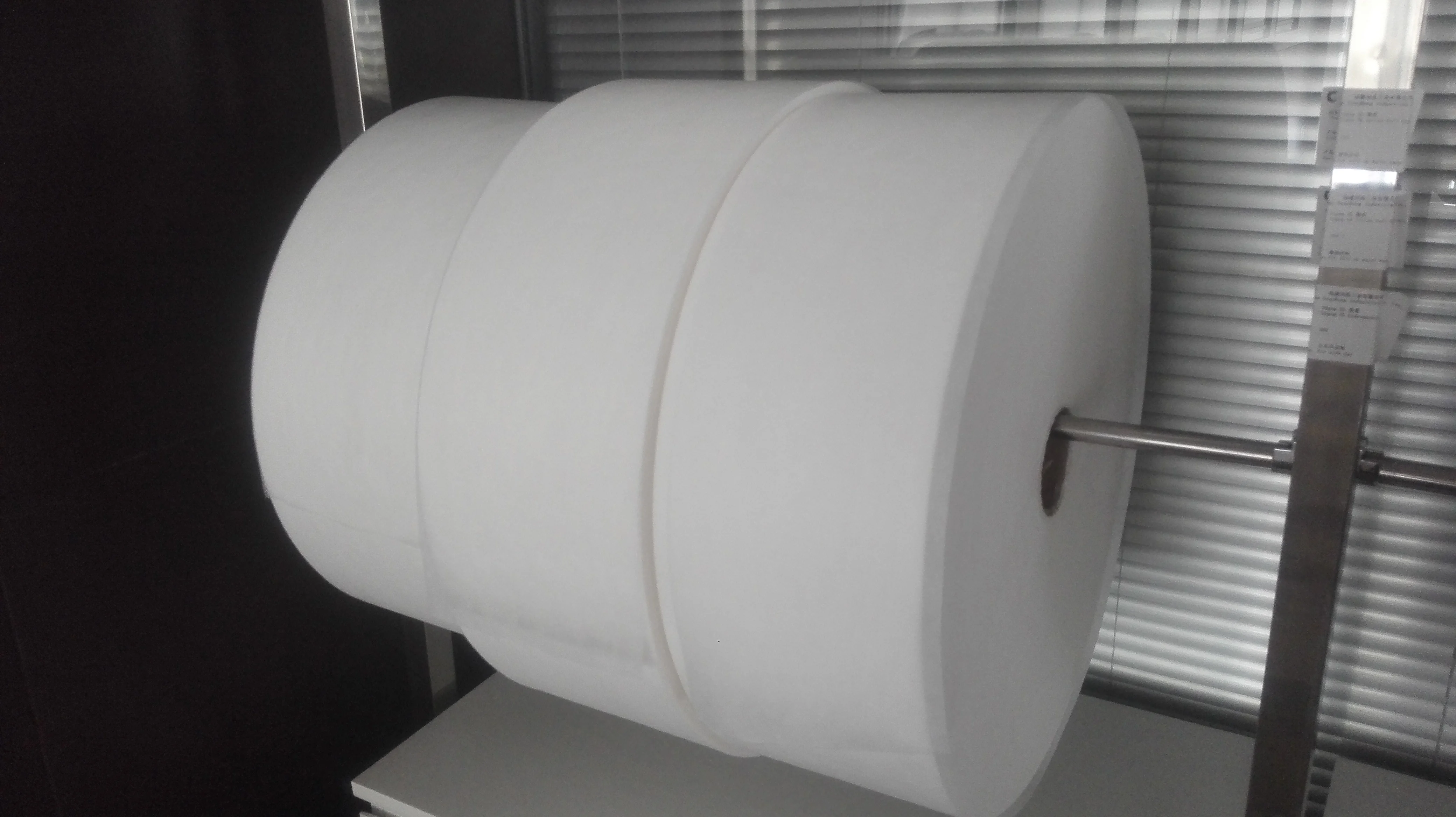 Spun Bonded Skin Friendly Light Weight Antistatic High Tear Strength Non Woven Fabric Support Customized