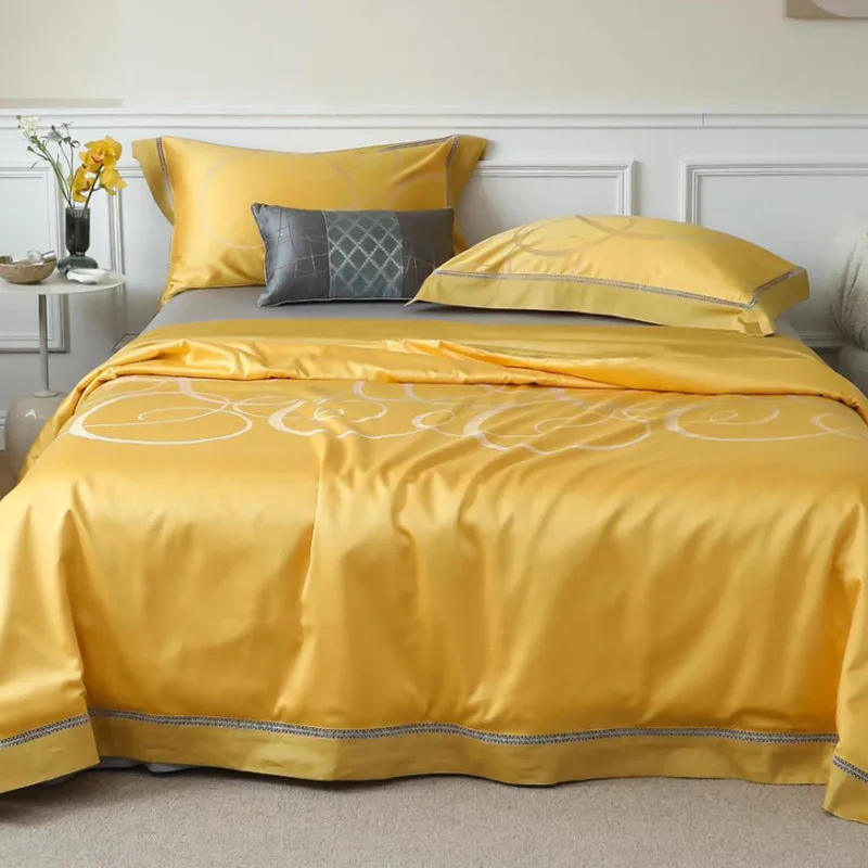 3D Bedding Set Printed 100% Silk Hot Selling  Satin Bedding Set  Bedsheet& Pillowcases