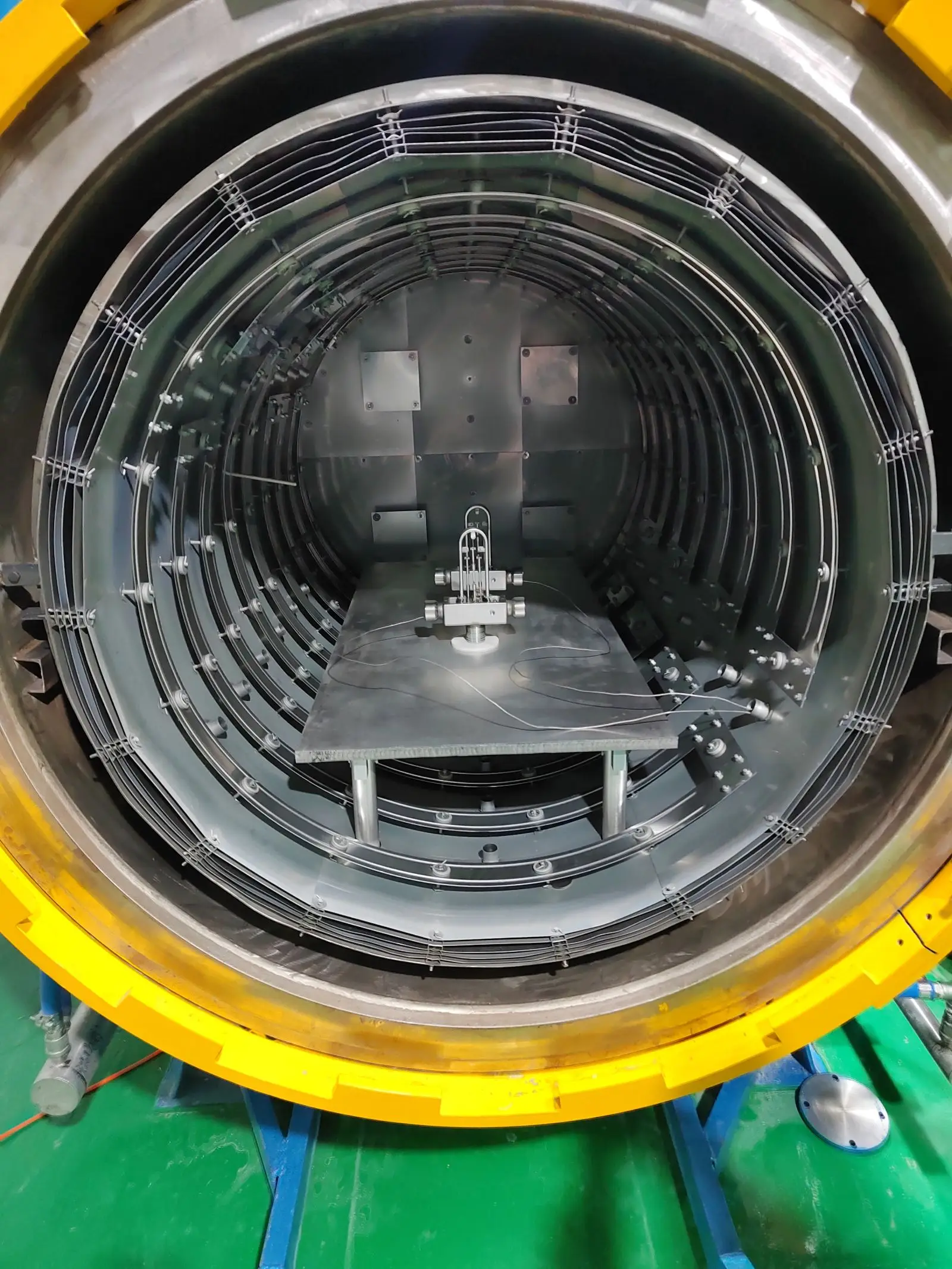 Multi-Layer Graphite Felt Insulation Structure Corrosion Resistant 1320c High Temperature Vacuum Brazing Furnace