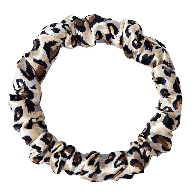 
2021 New Design 100% Silk Scrunchies for Hair Elastic Hair Bands Premium Skinny Hair Scrunchies 