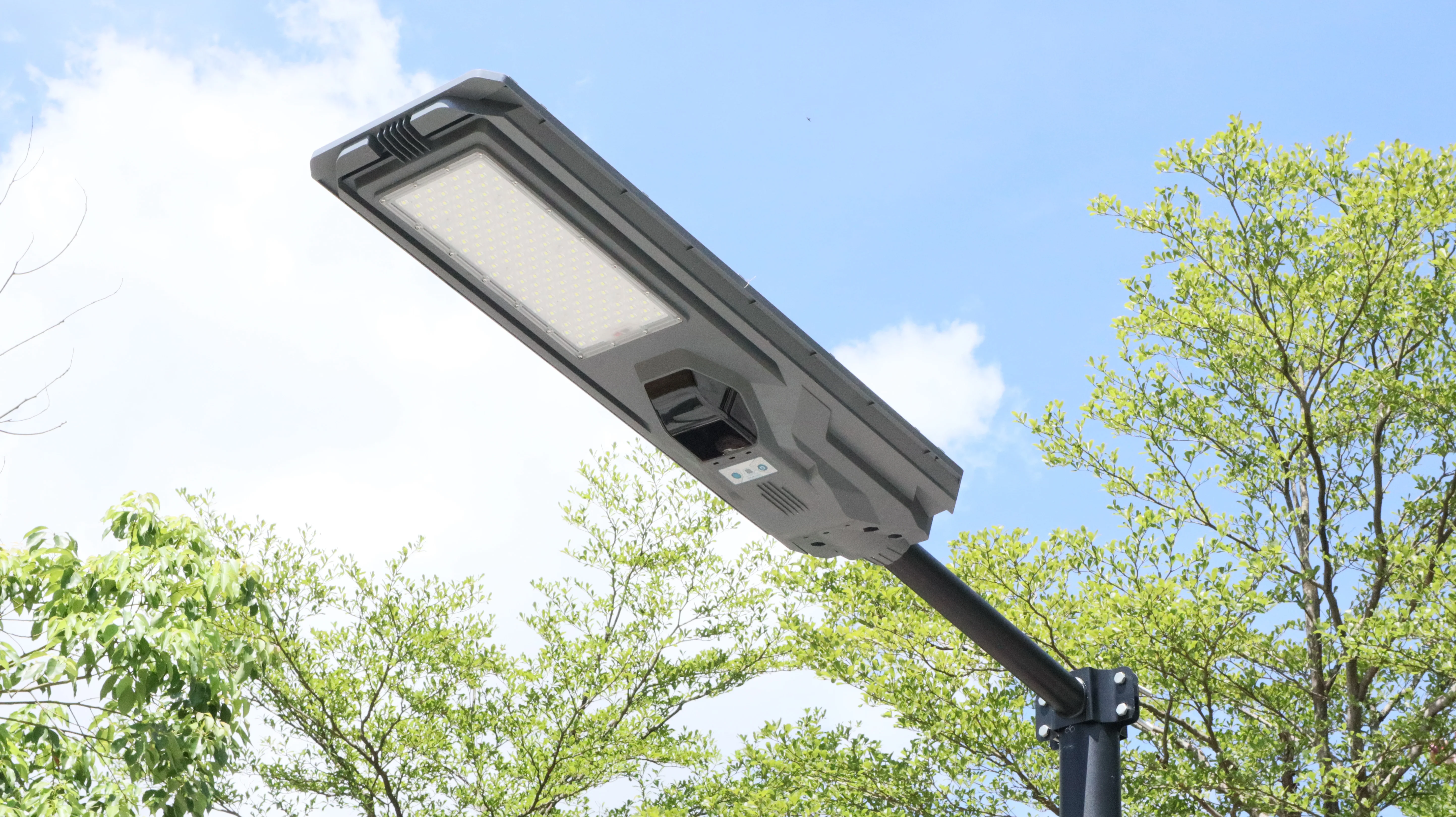 ABS Aluminum Housing Controller Intelligent 1200 Watts Panel LED Street Light with Auto Dimming Control