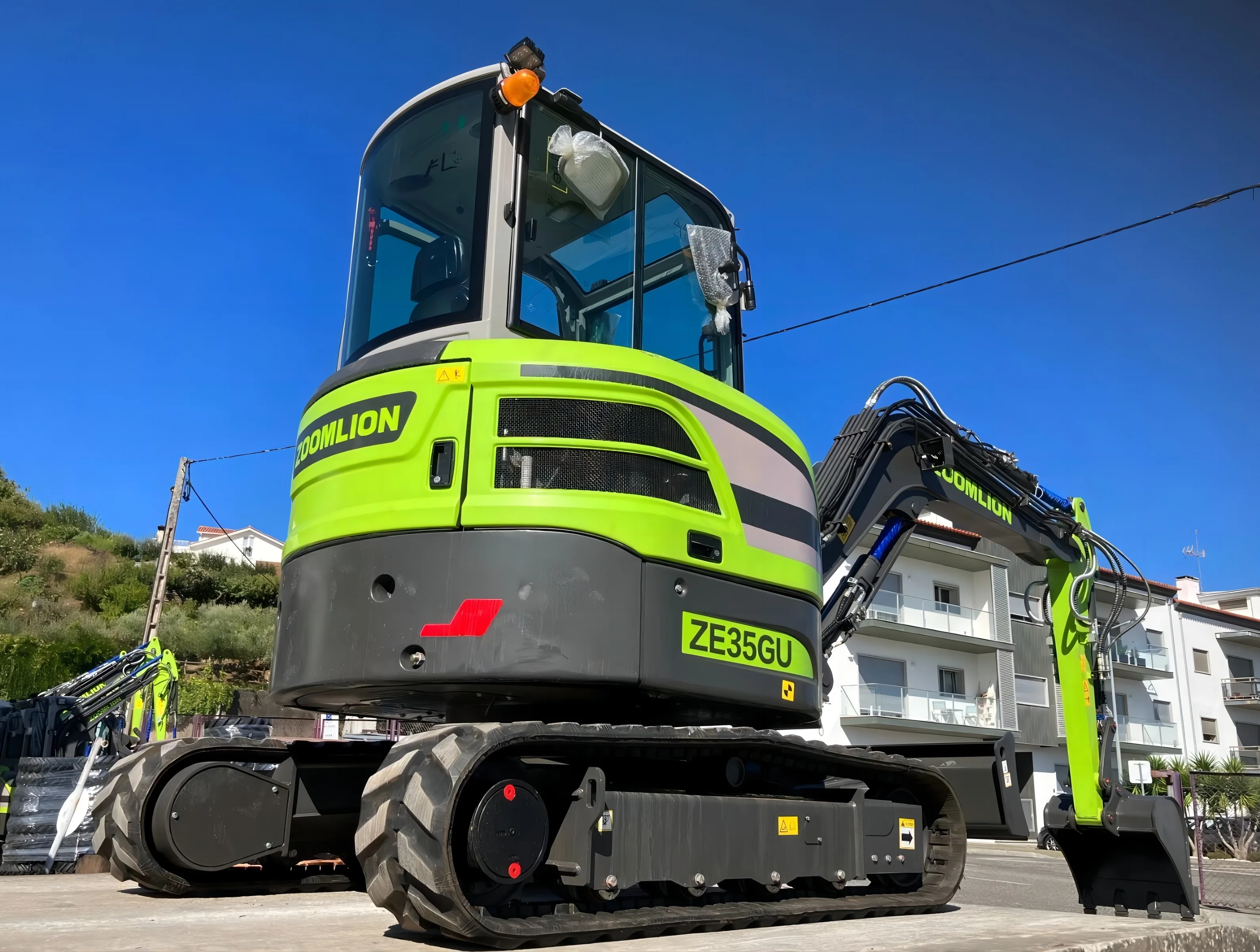 Гидравлический небольшой экскаватор Zoomlion ZE35GU с нулевым хвостовым ходом