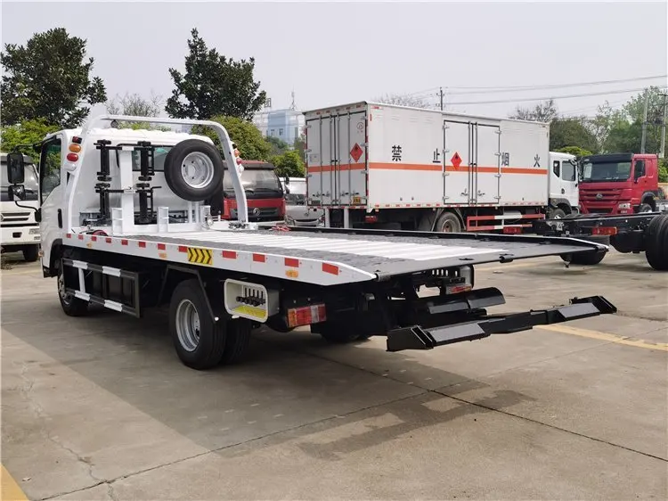 Japan Brand 4X2 9ton tow Wrecker Recovery Truck for Sale in dubai