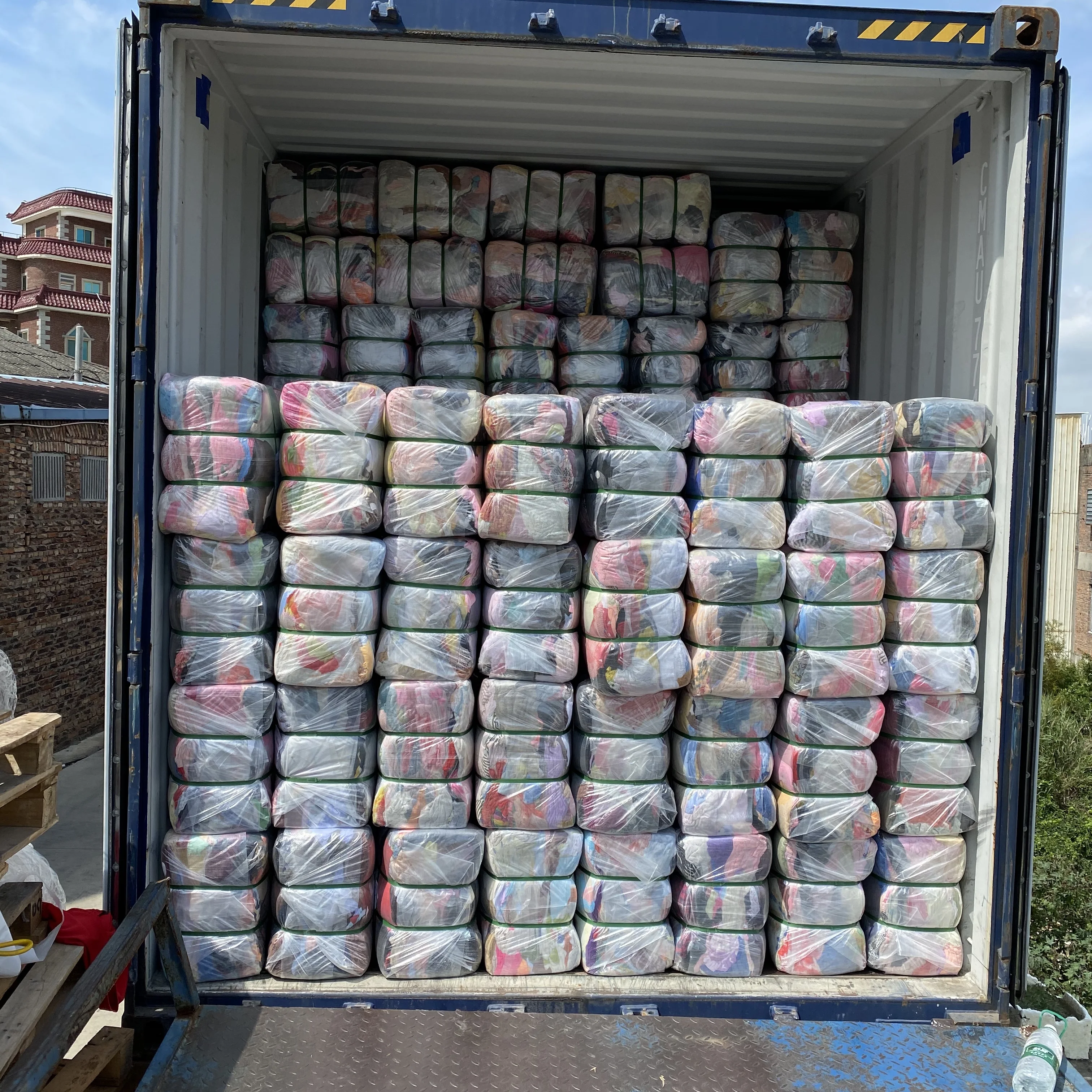 free sample 25kg 10kg bales package used clothes rags t shirt rags cleaning machine cotton wiping cleaning rags