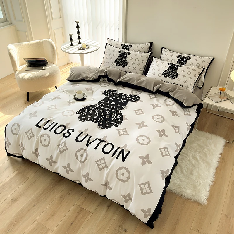 Luxury white bear head bear cub design bedroom duvet cover bed sheet printing 4-piece set design bedding