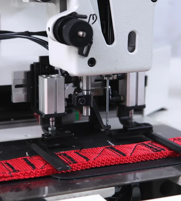 High quality  pattern sewing machine heavy duty leather belt making machine computerized sewing machine for pet strap watch band