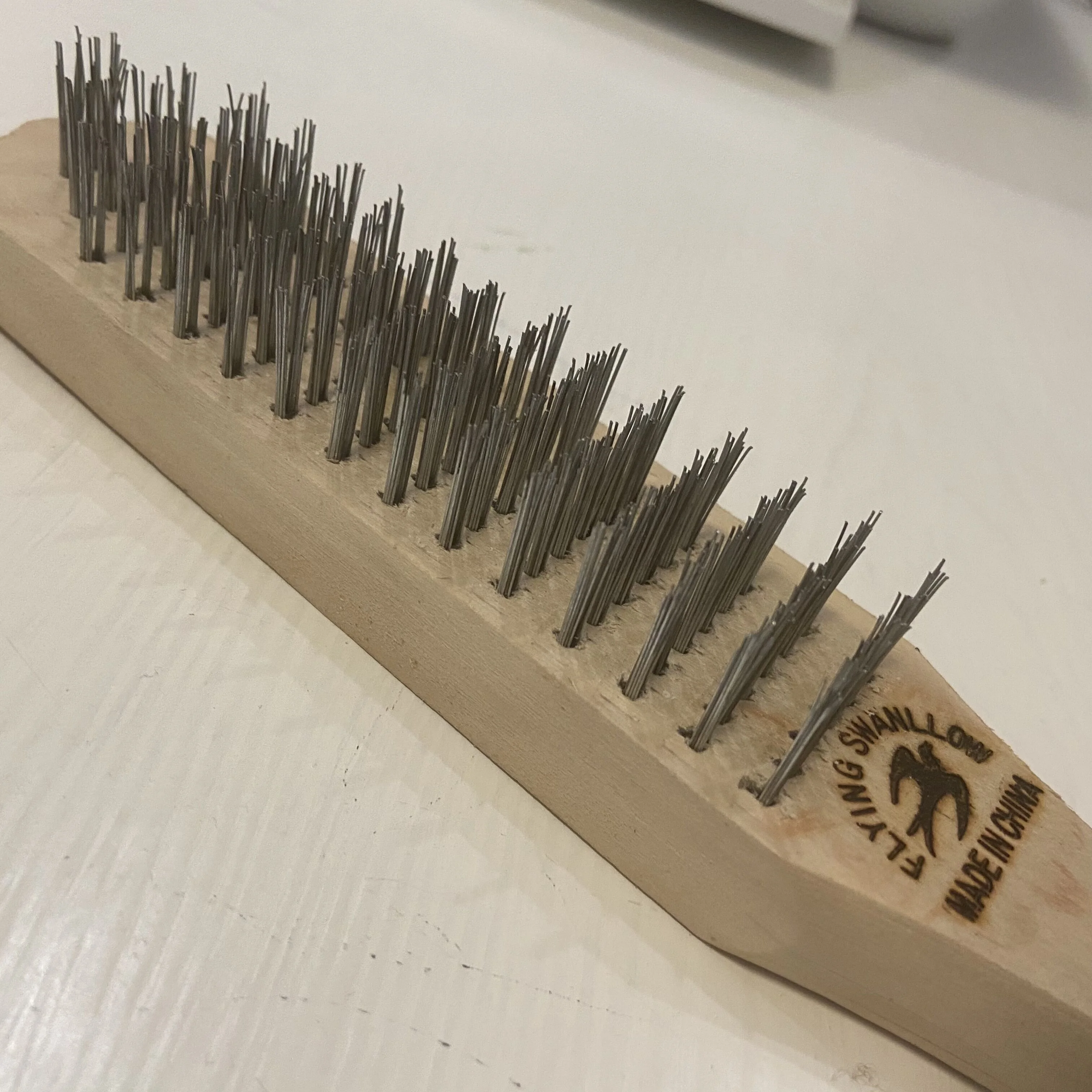 cheap price flying swallow steel wire brush